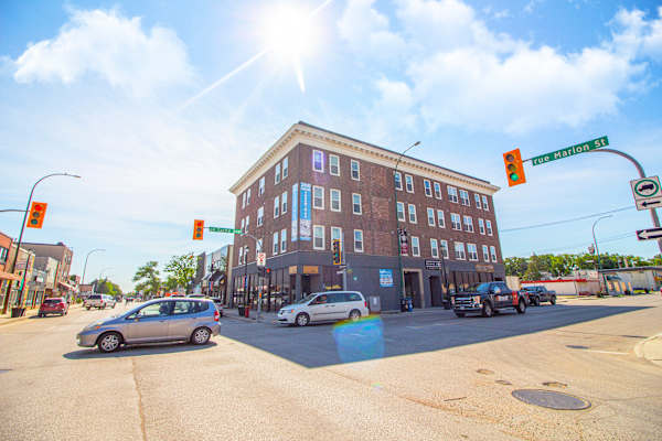 300 Tache Apartment property